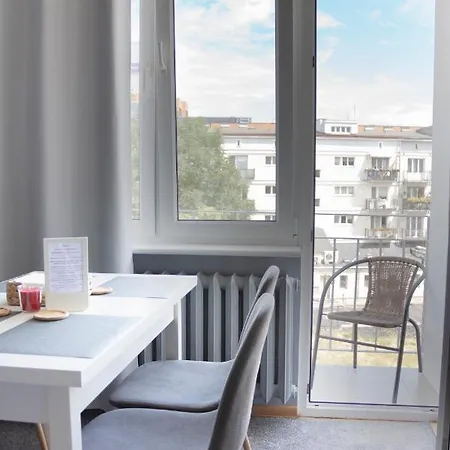 Daire Close To Everywhere, Parking ! Happy Old Town & Main Station