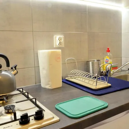 Apartment Close To Everywhere, Parking ! Happy Old Town & Main Station