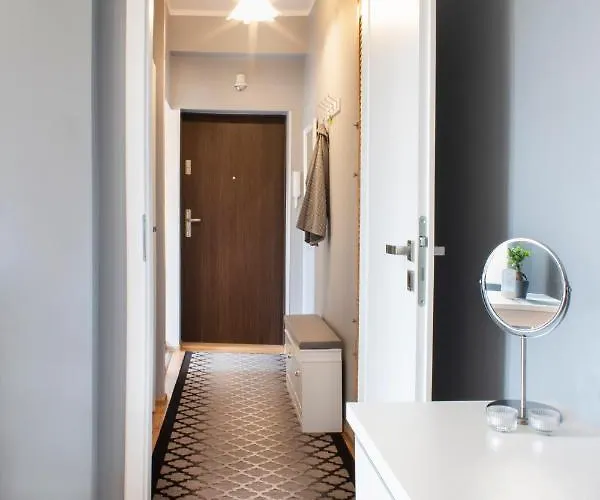 Close To Everywhere, Parking ! Happy Old Town & Main Station * Gdańsk