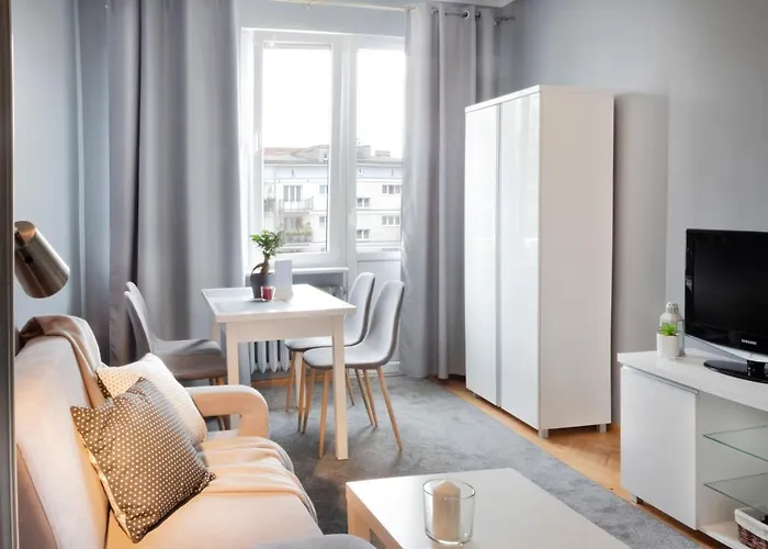 Close To Everywhere, Parking ! Happy Old Town & Main Station Gdańsk