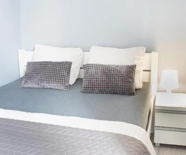 Apartamento Close To Everywhere, Parking ! Happy Old Town & Main Station Gdansk