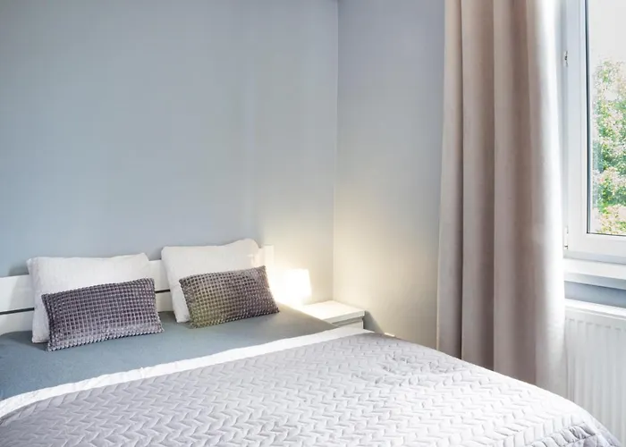 Close To Everywhere, Parking ! Happy Old Town & Main Station Gdańsk